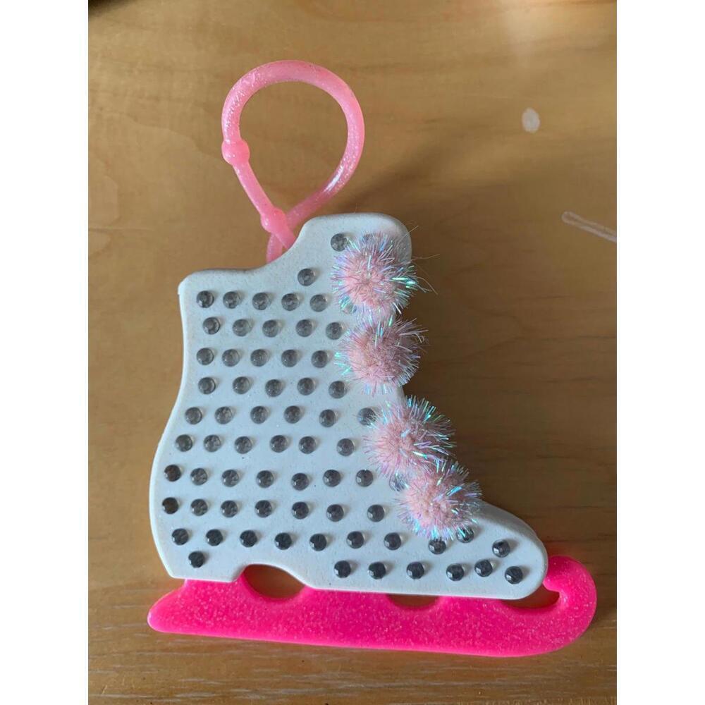 Bath and Bodyworks Ice Skate car Visor Scent Clip